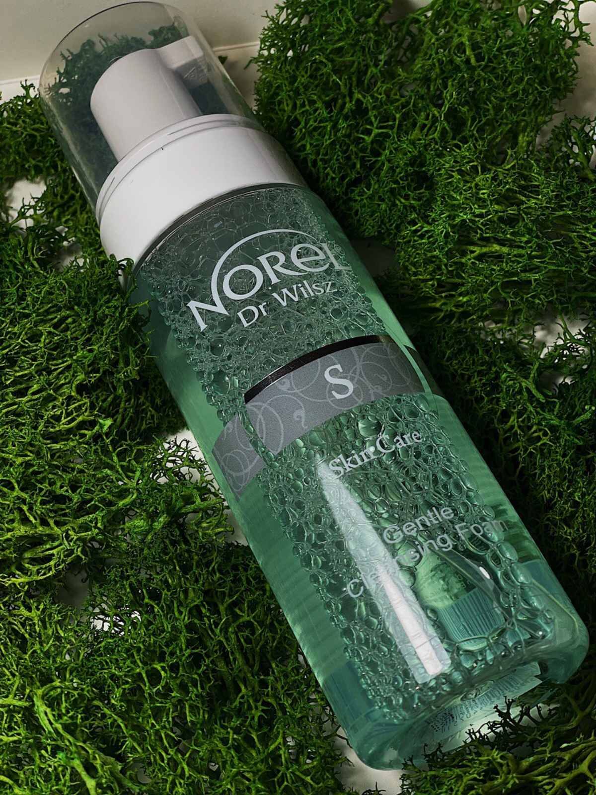 Рекомендуємо для деликатного очищення шкіри NOREL Skin Care Gentle cleansing foam